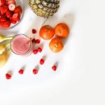 Plastic-free nutrition from food and vegan vitamins